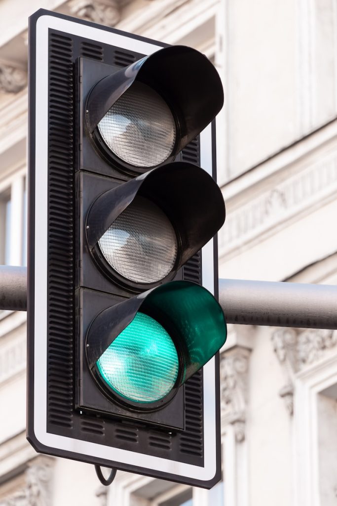 sygnalizacja świetlna zielone światło